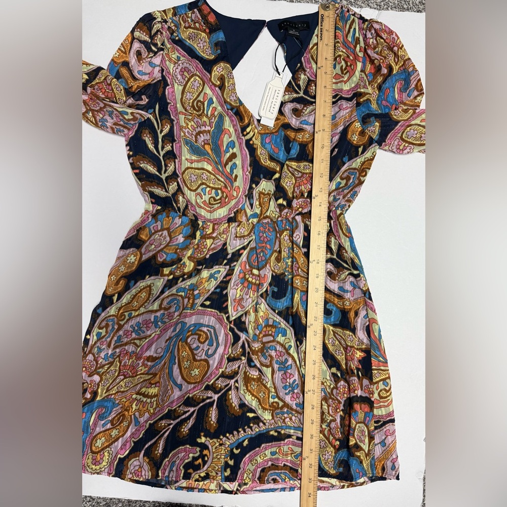 NWT Sanctuary girls day out Paisley boho V-Neck cut out back Dress M - Picture 11 of 16